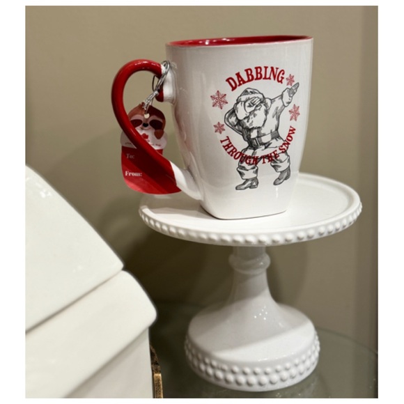 NEW 10 Strawberry Street Dabbing Through The Snow Mug 🎅🏻 - Picture 2 of 4